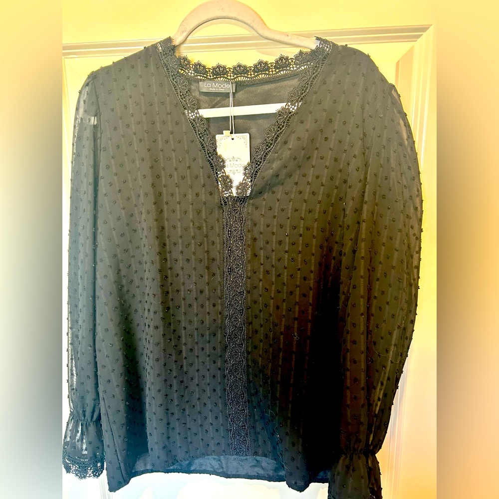 NWT La Mode Black Blouse - Picture 2 of 6